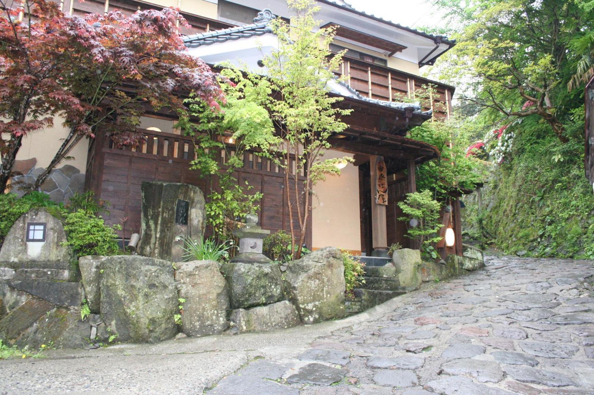 Ban-Ya Hot Spring Inn Yufu Dış mekan fotoğraf